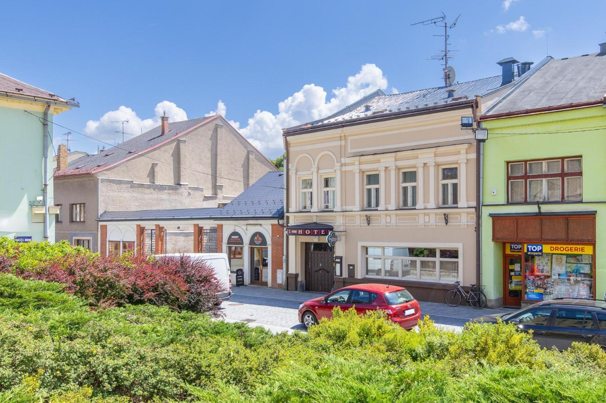 Hotel Pivovar Поличка Экстерьер фото