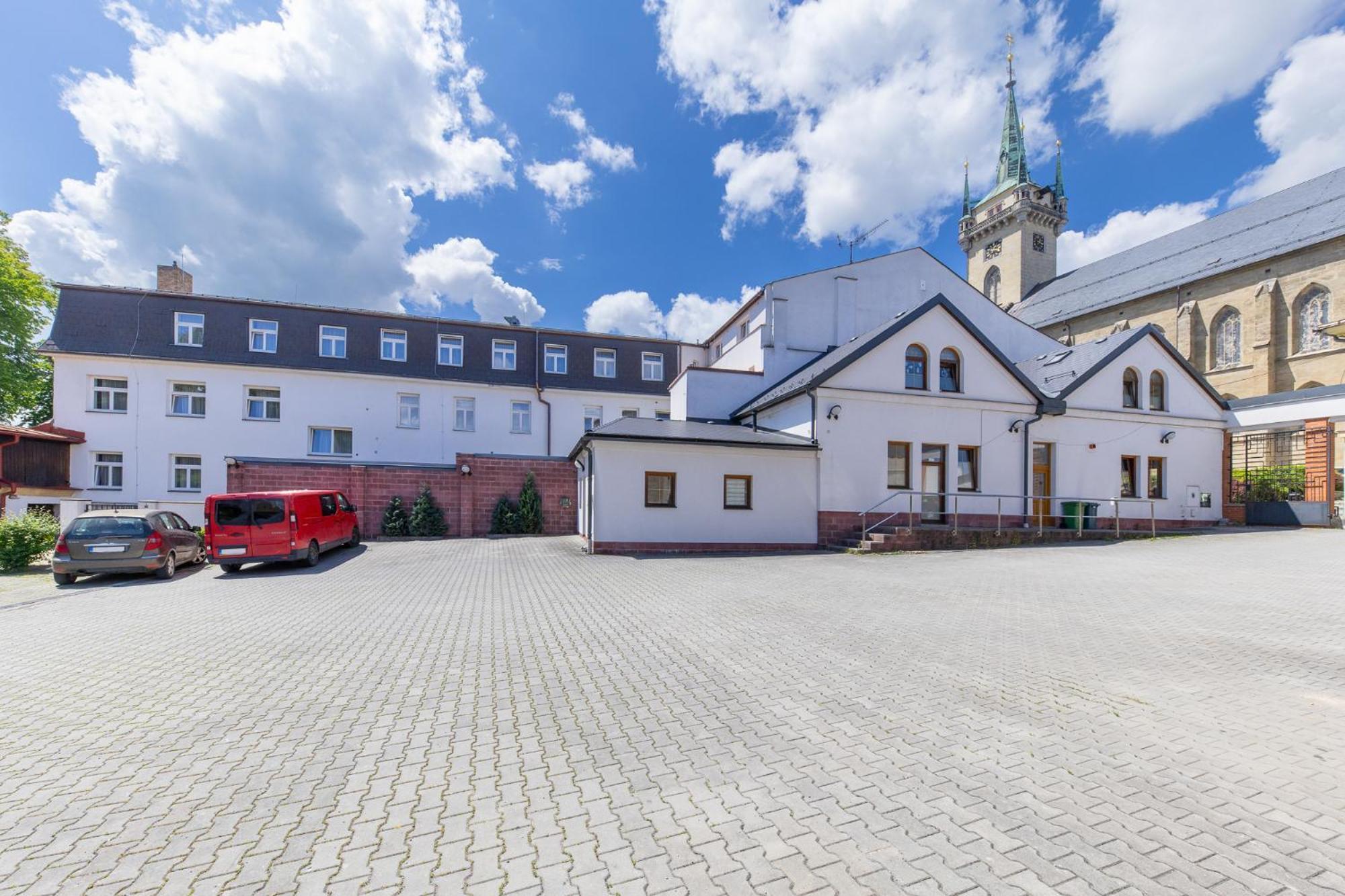 Hotel Pivovar Поличка Экстерьер фото