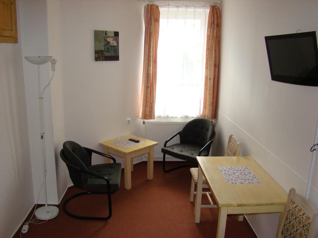Hotel Pivovar Поличка Экстерьер фото